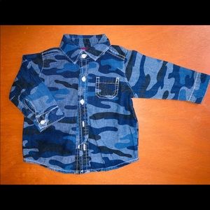 Carter’s camouflage shirt